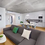 Downtown Suites Andel