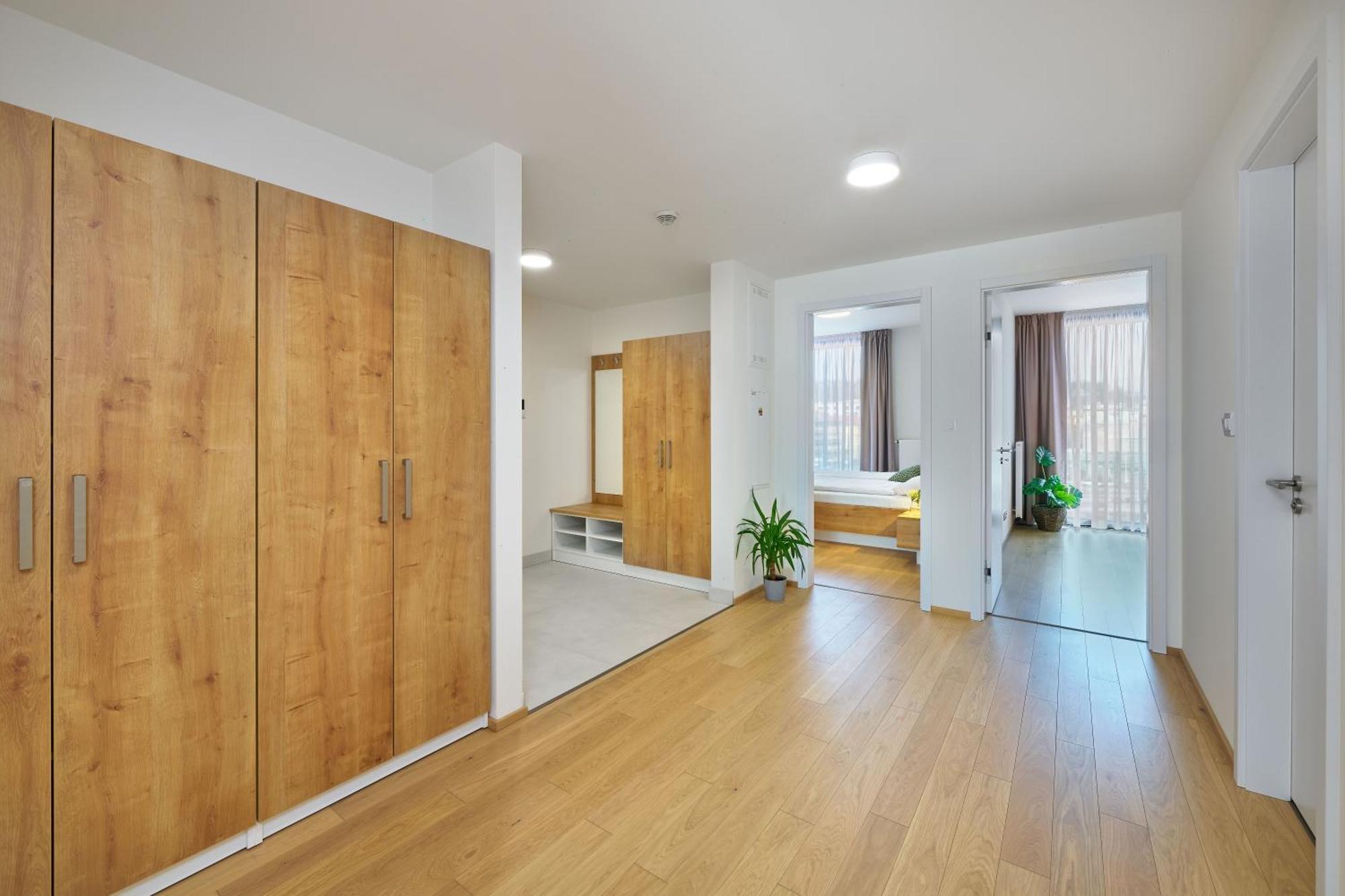 Aparthotel Downtown Andel 4*