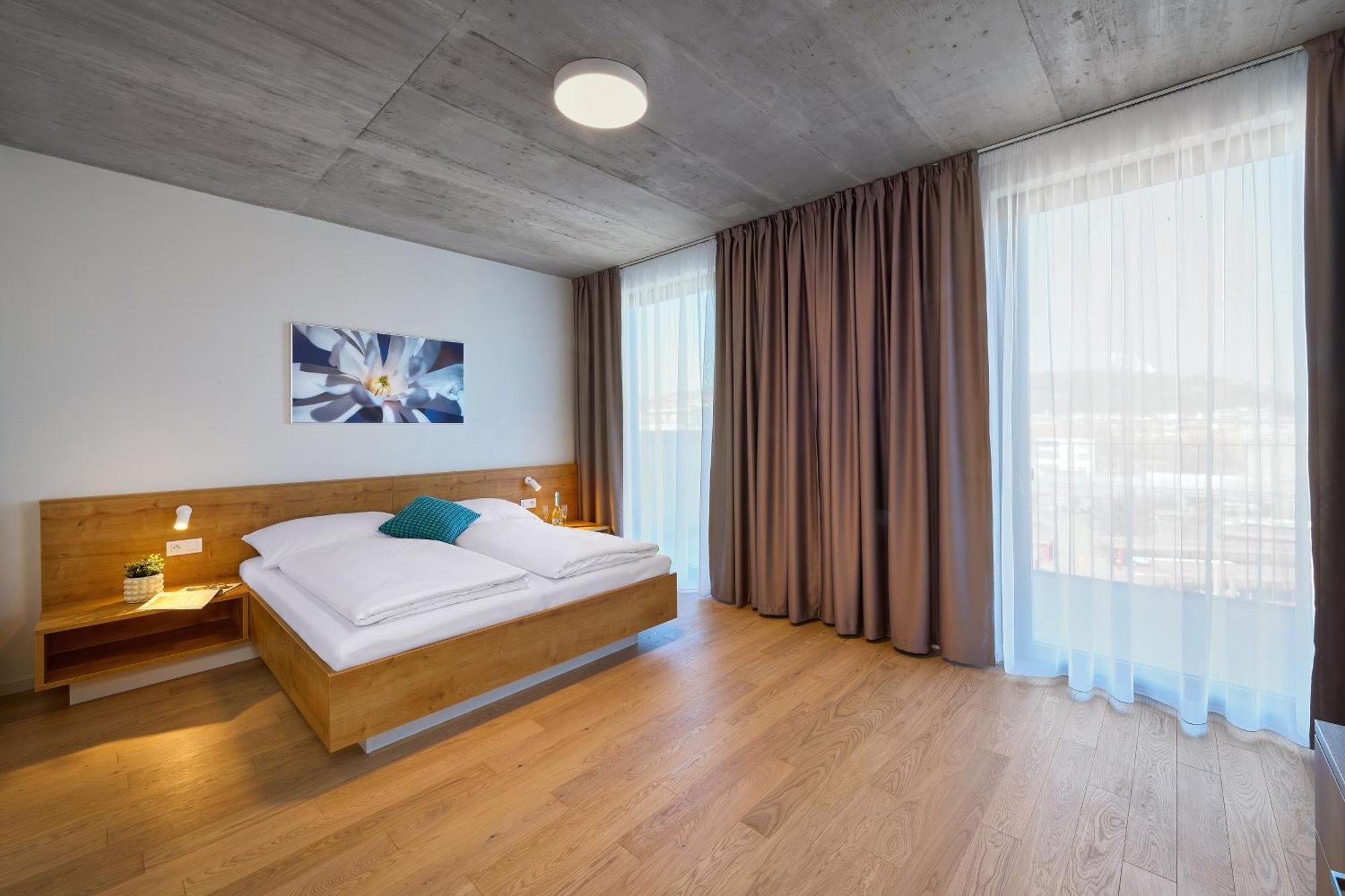 Aparthotel Downtown Andel